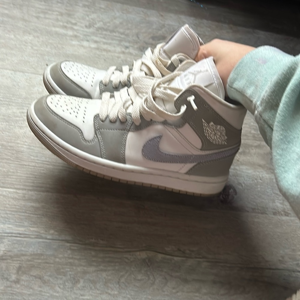 wolf gray 1’s size 5